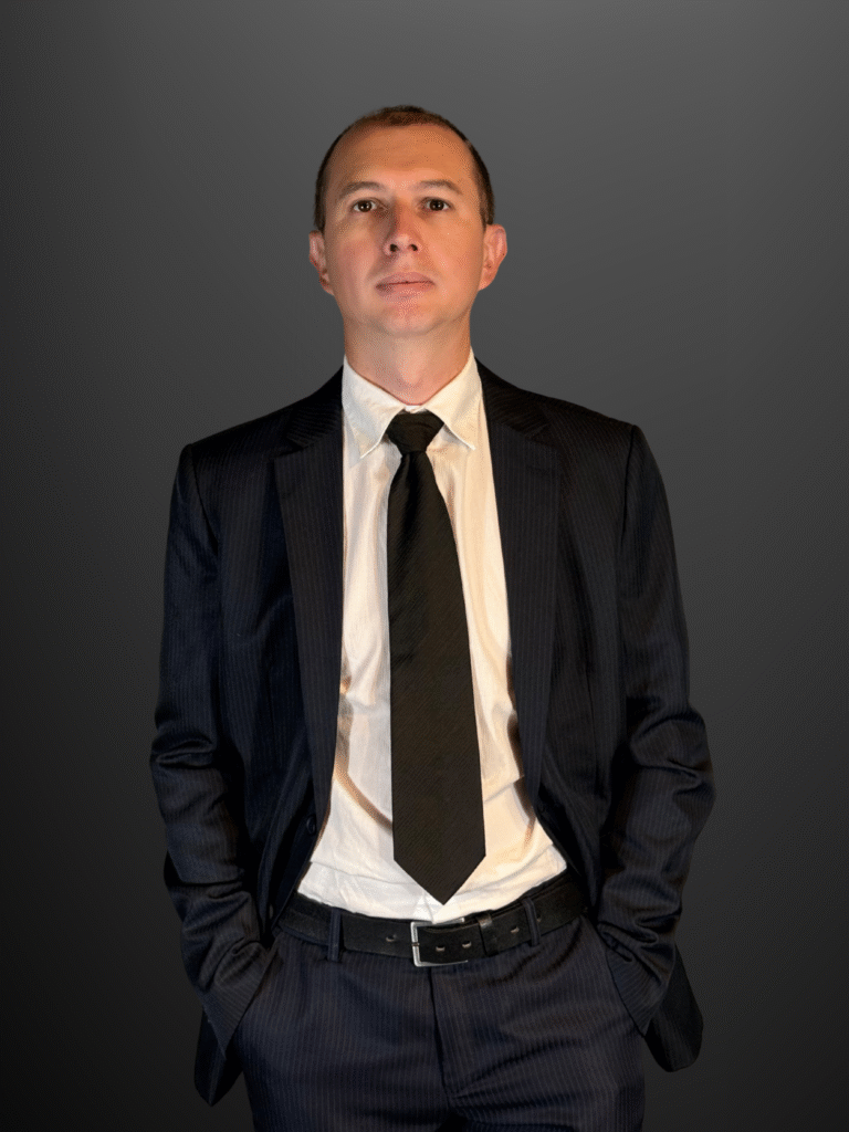 Éverton Márcio Buss Flôres